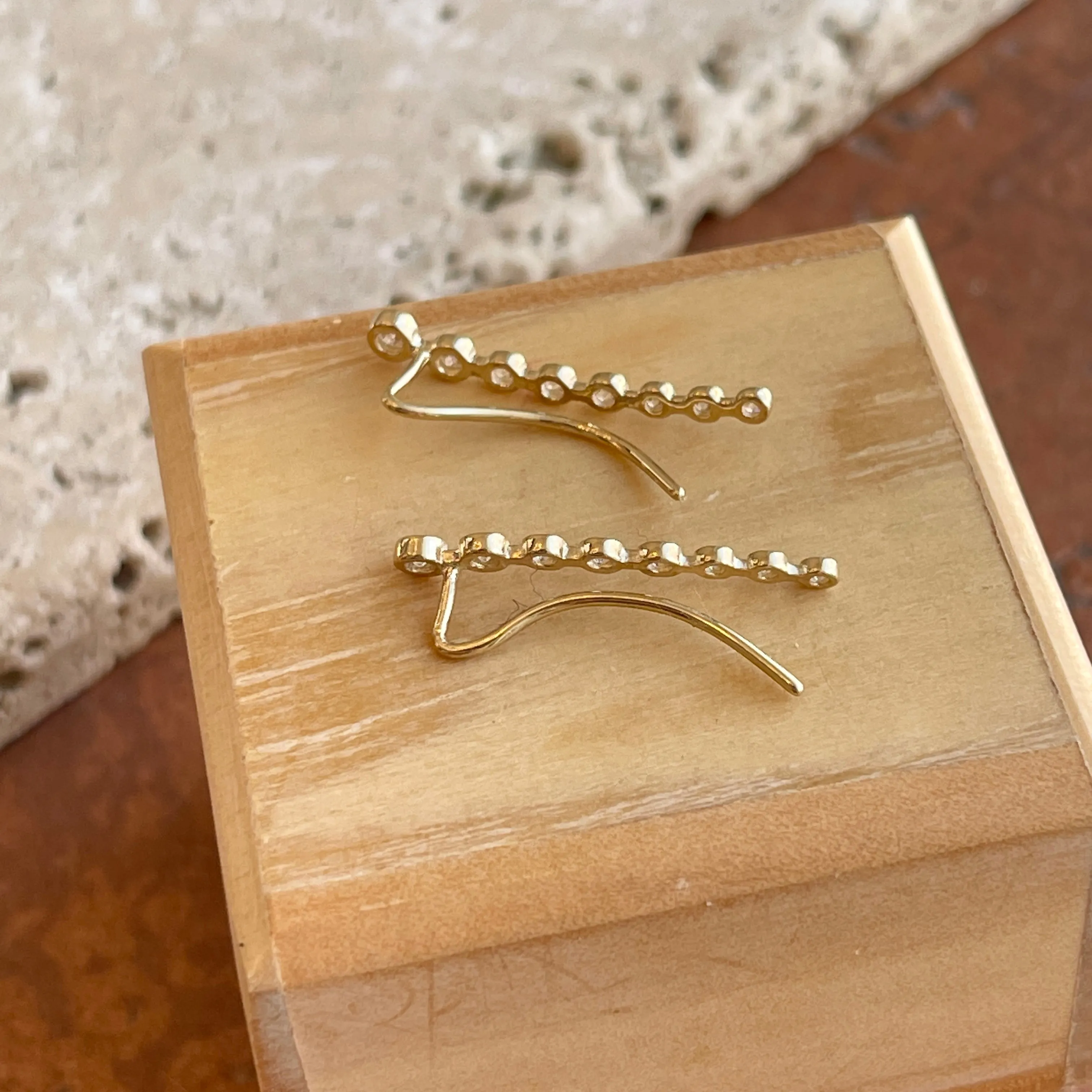 14KT Yellow Gold 8 CZ Stone Ear Climber Threader Earrings