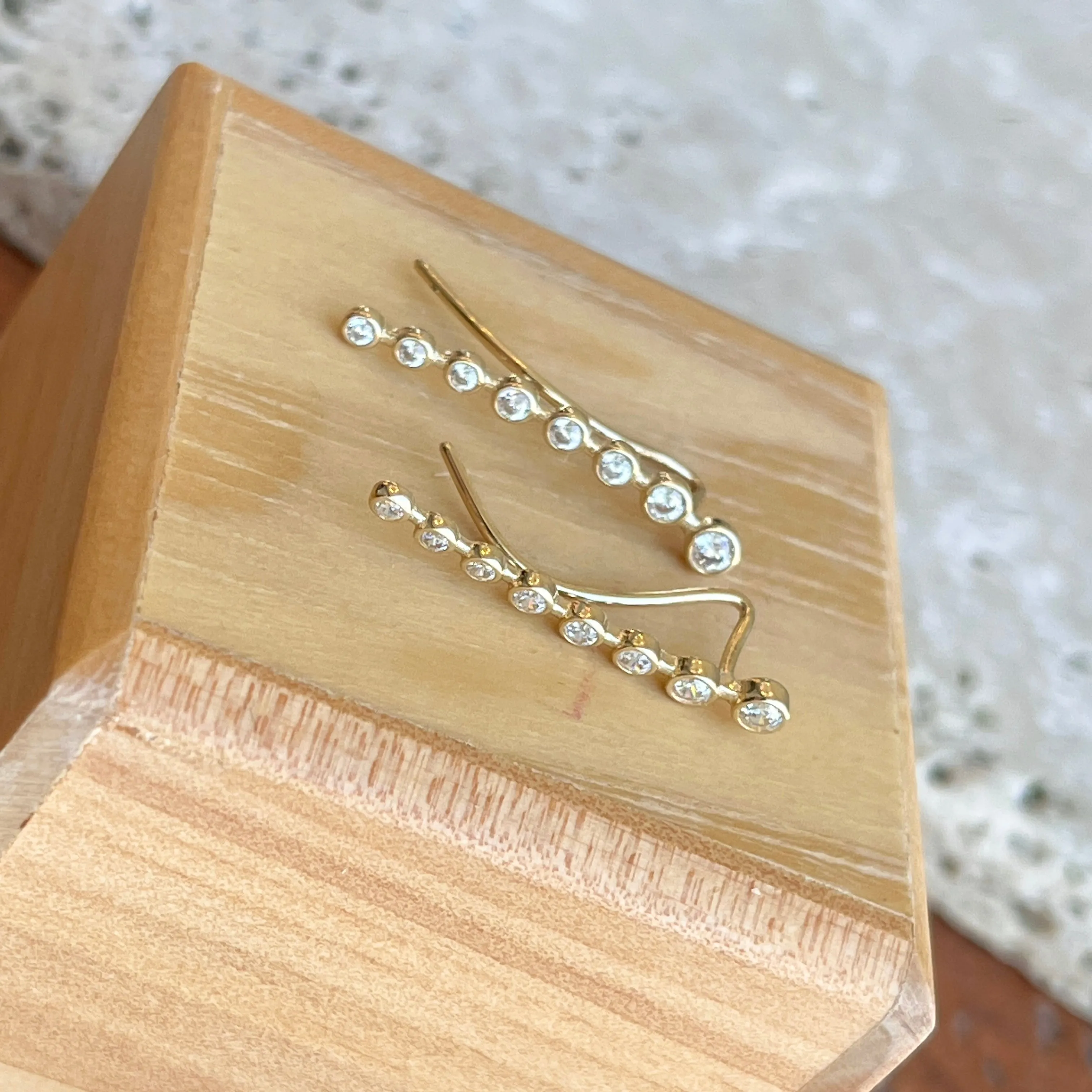 14KT Yellow Gold 8 CZ Stone Ear Climber Threader Earrings