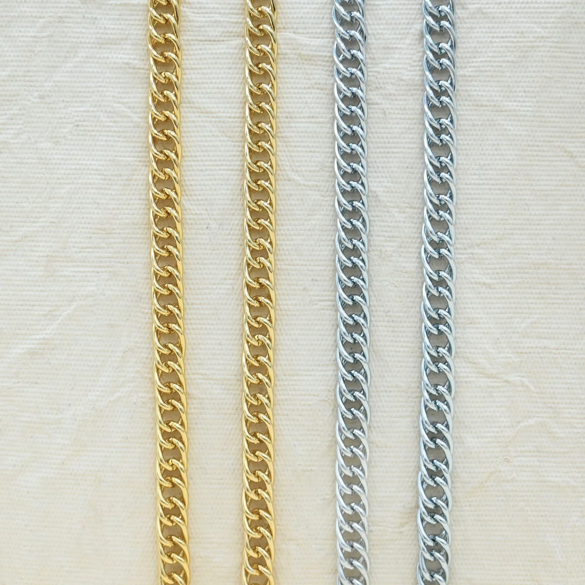 Aluminium Chain | Size : W-7mm H-11mm | Qty : 1mtr | JT-14-43-4