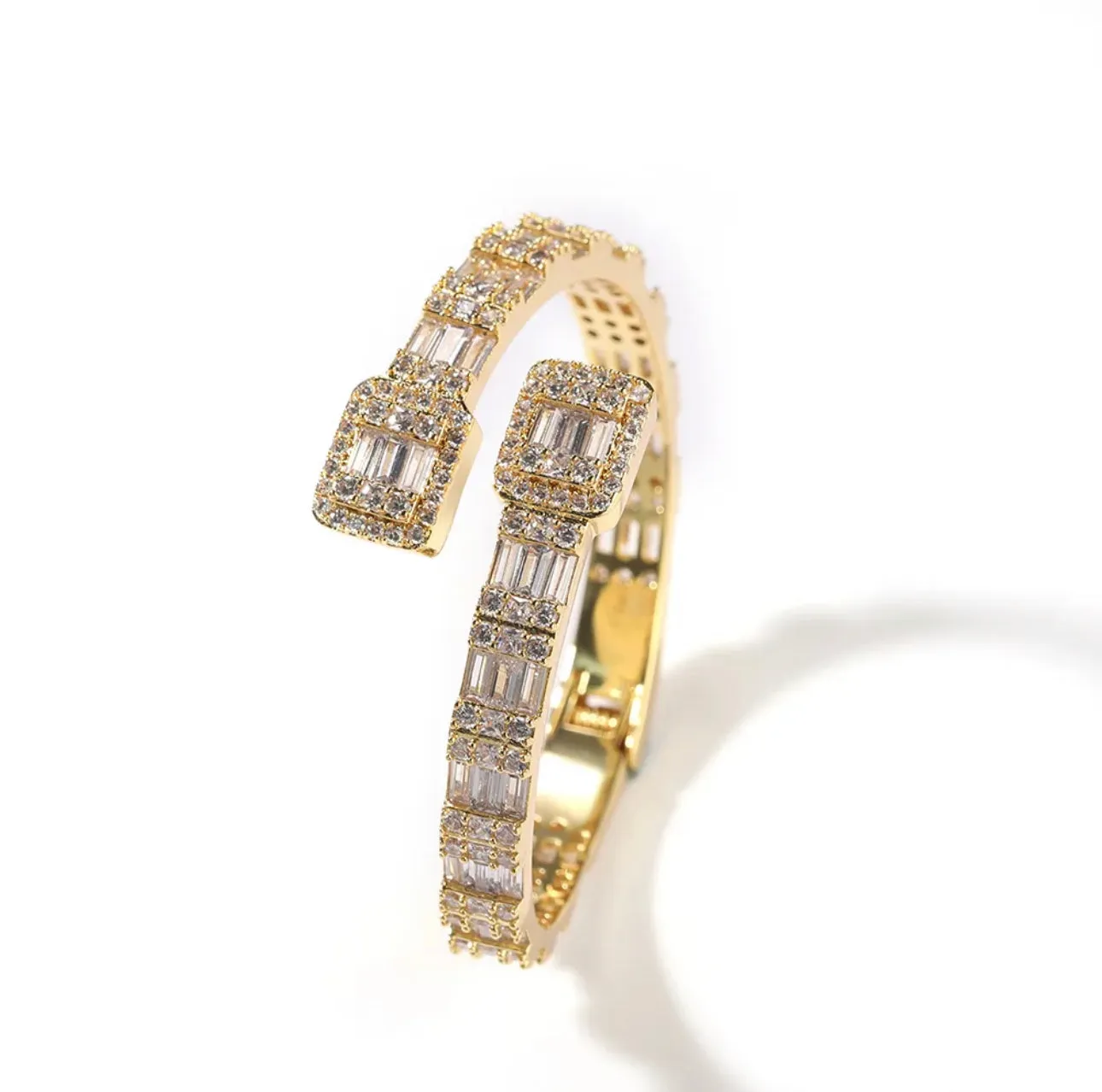 BAGUETTE BANGLE