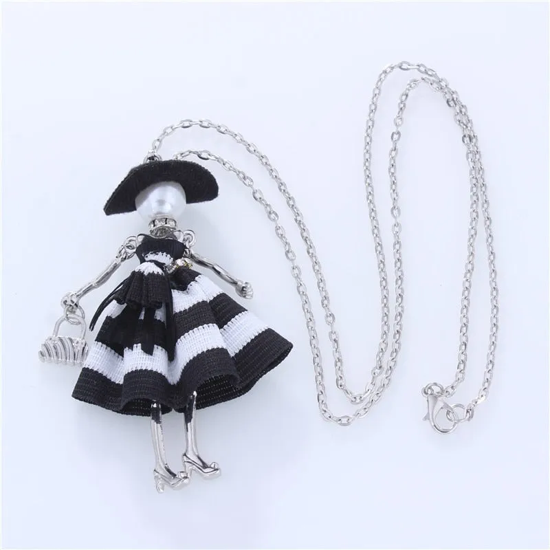 Black Hat Doll Necklaces Silver