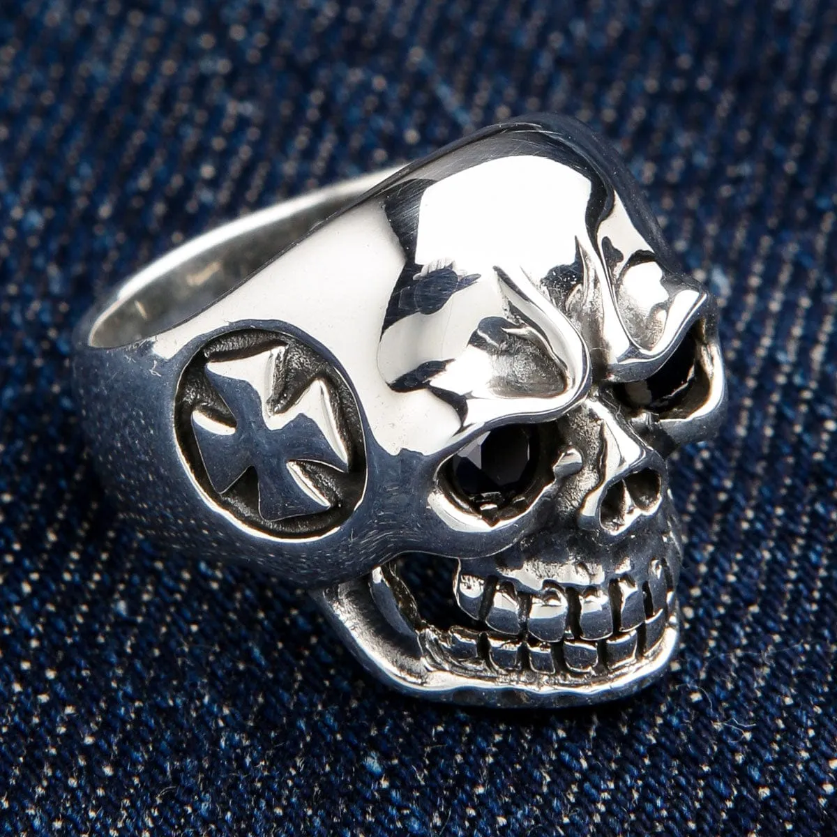 Blue Eyes Skull Sterling Silver Ring