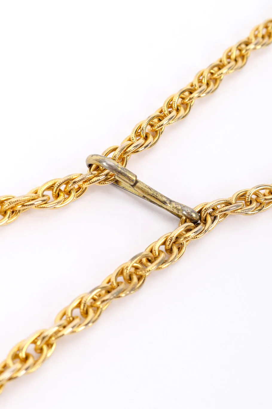 Crescent Plate Chain Belt
