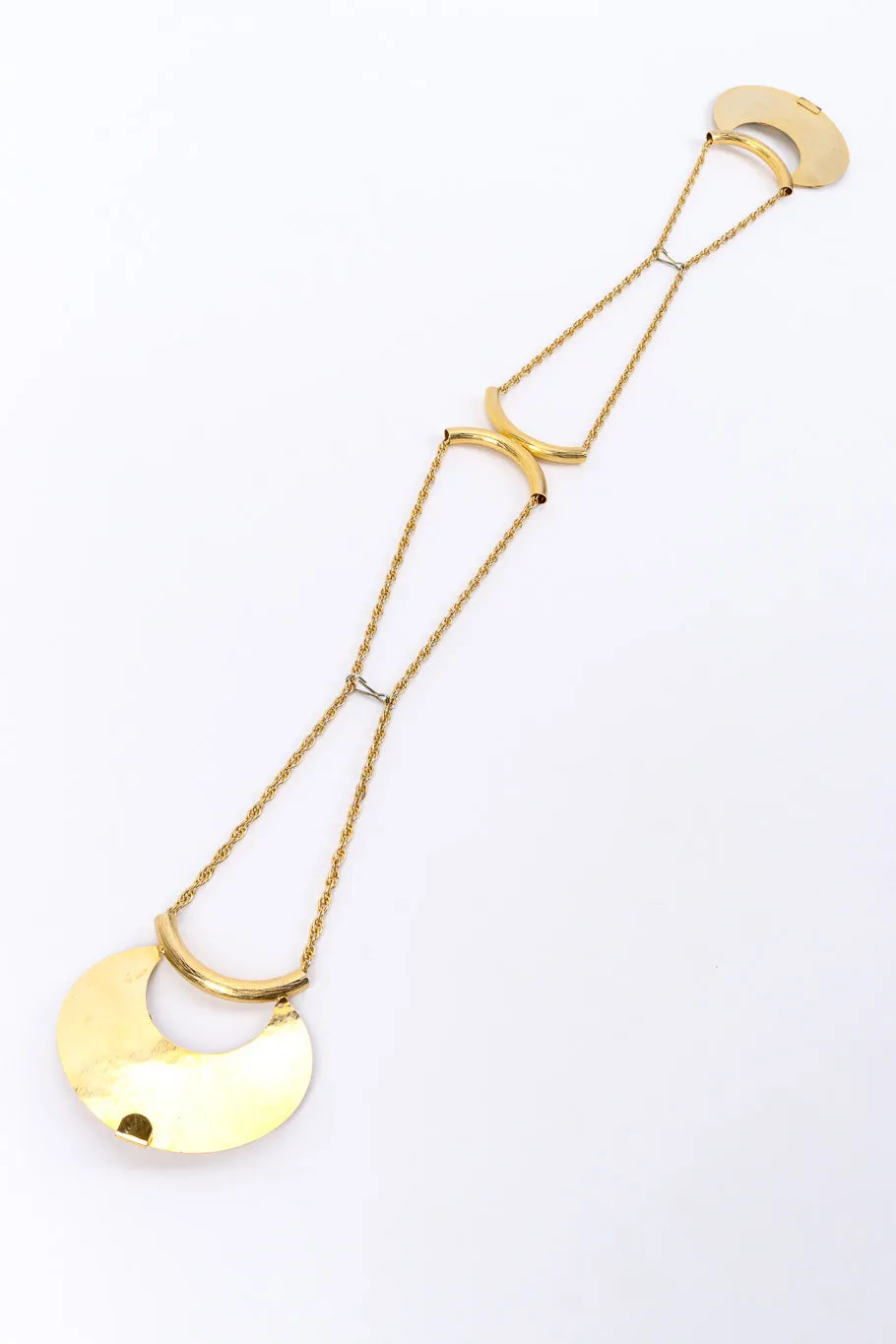 Crescent Plate Chain Belt