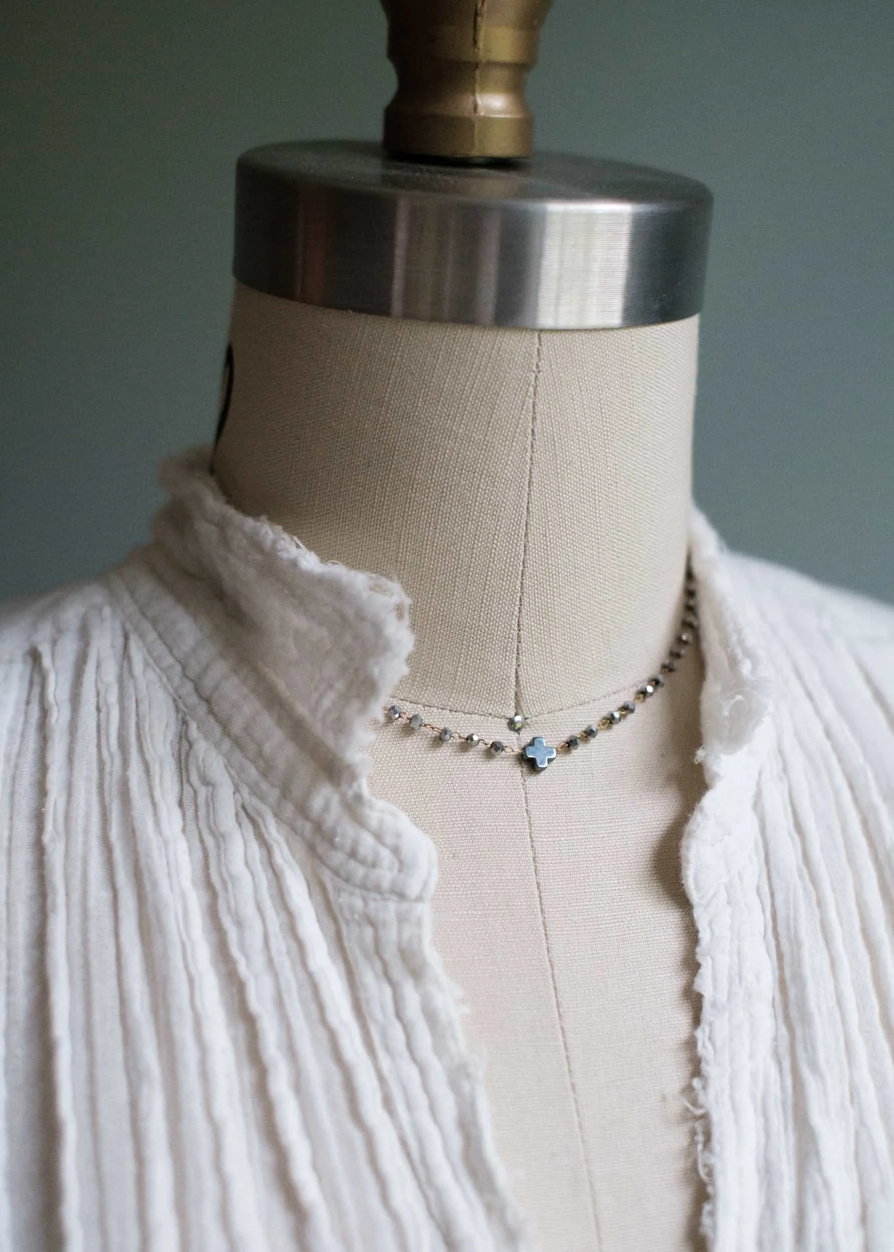Crossroads Choker Necklace