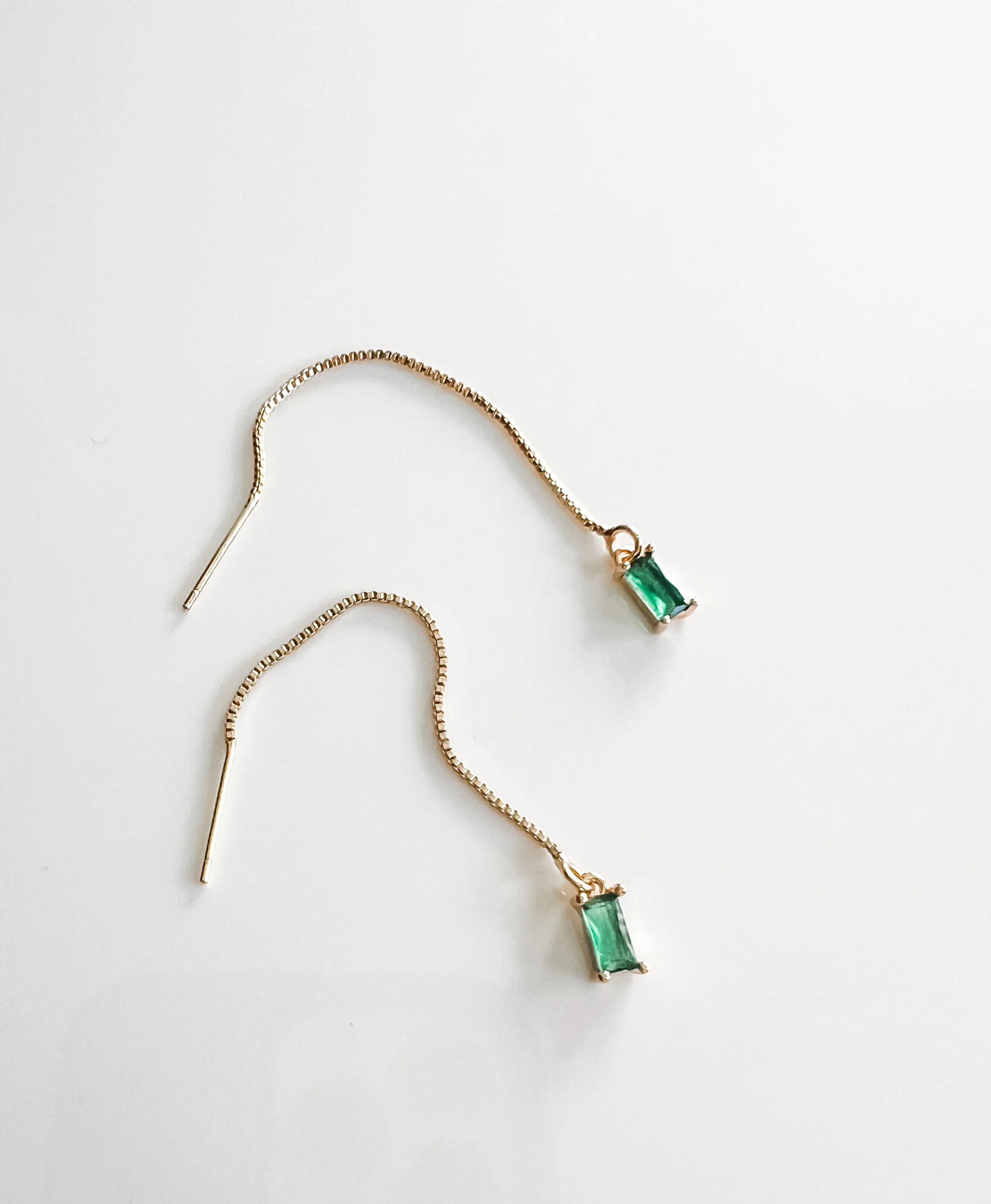 EAR THREADER