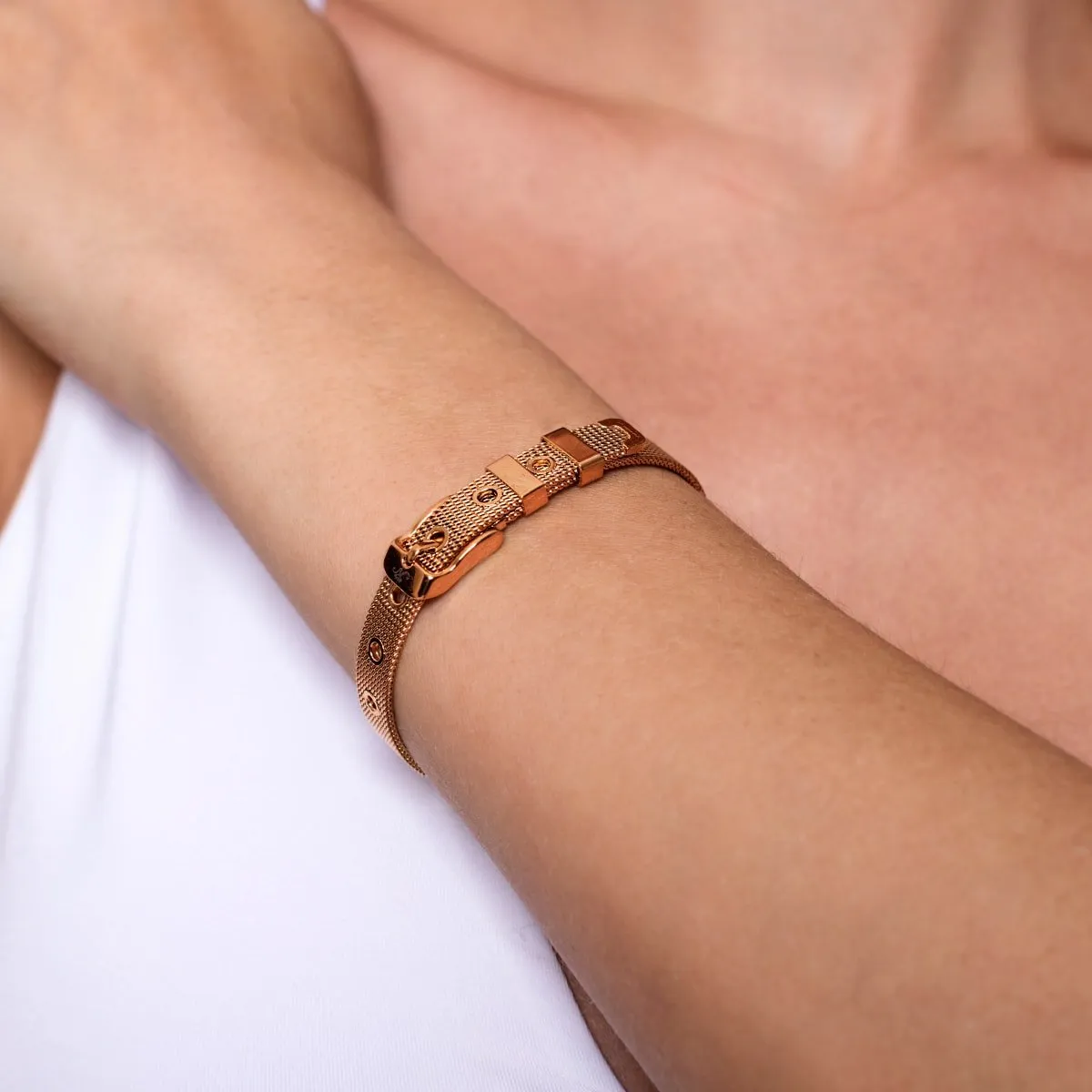 Minimalist | 18k Rose Gold | Buckle Bracelet