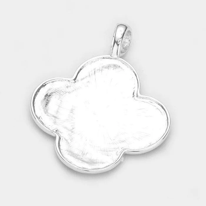 Patterned Enamel Quatrefoil Pendant Set
