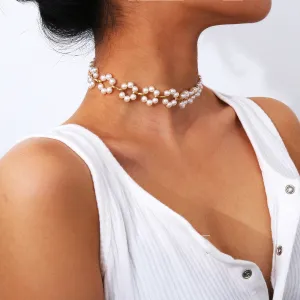 Pearl choker