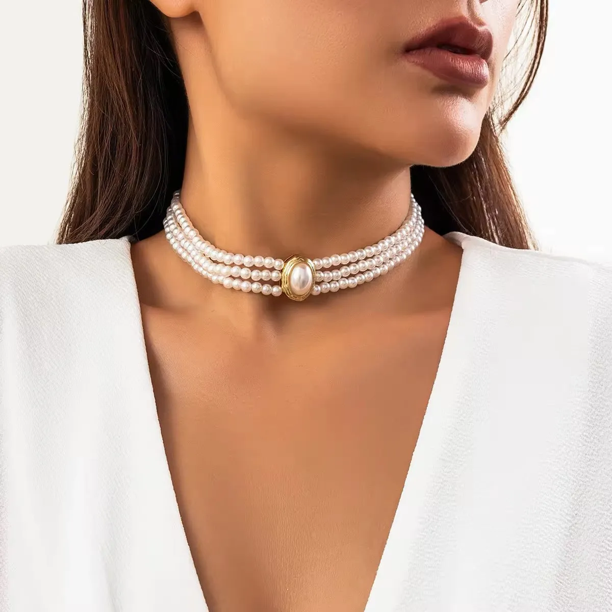 Romantic White Choker Necklace