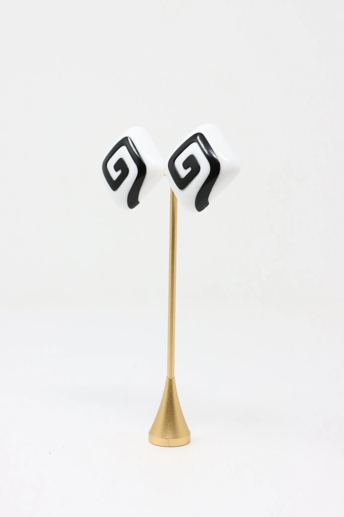 Sally Bass Spiral Resin Clips