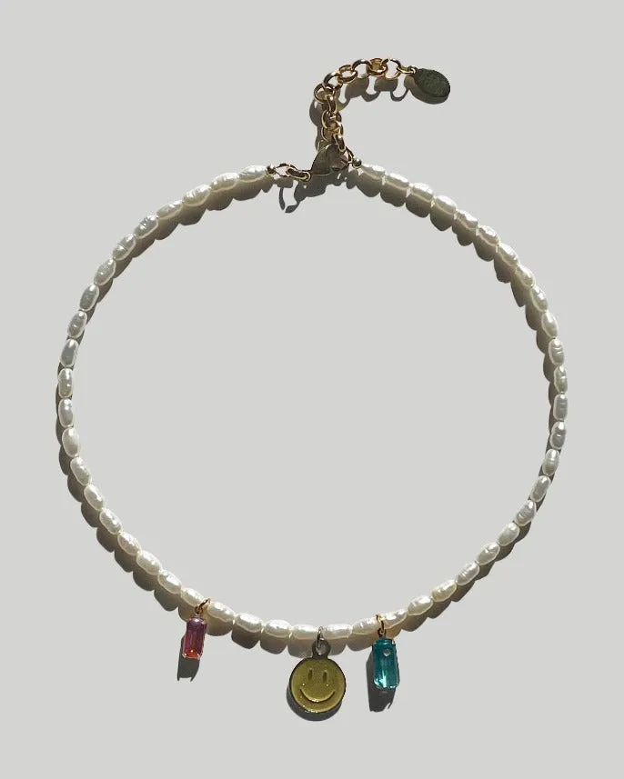 Smiley Pearl Necklace