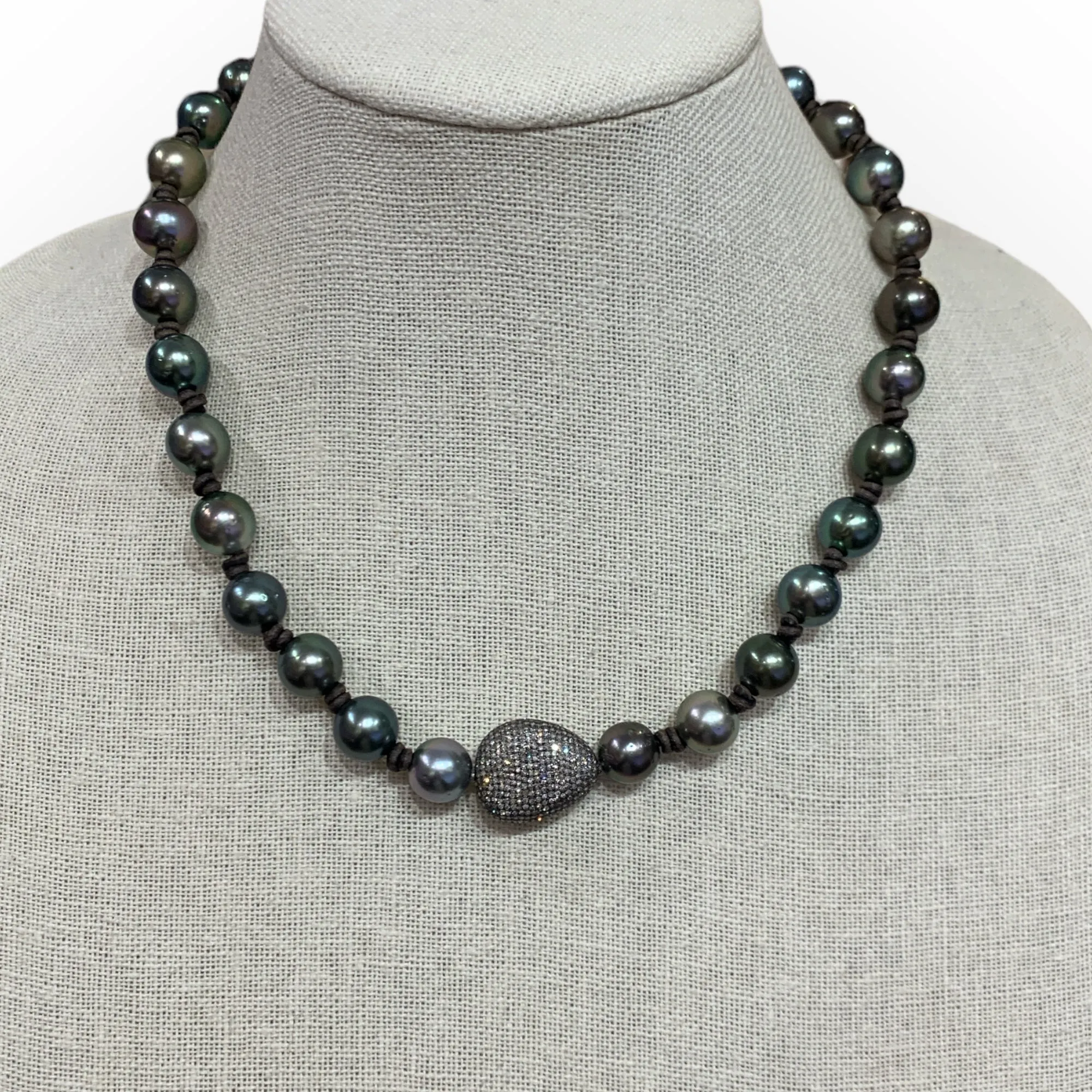 Tahitian Pearls w/ Silver Pave Diamond Pebble Choker | 20”