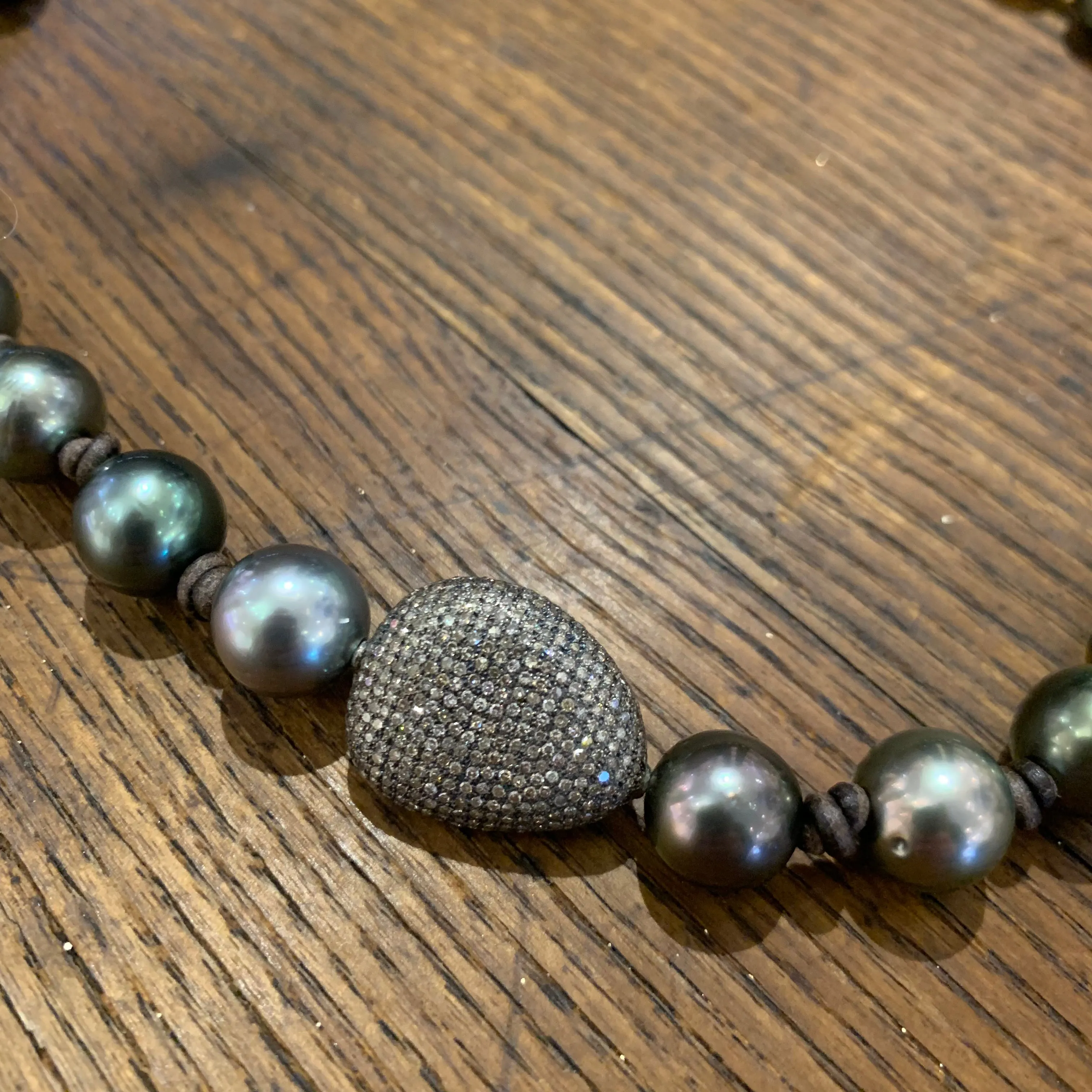 Tahitian Pearls w/ Silver Pave Diamond Pebble Choker | 20”