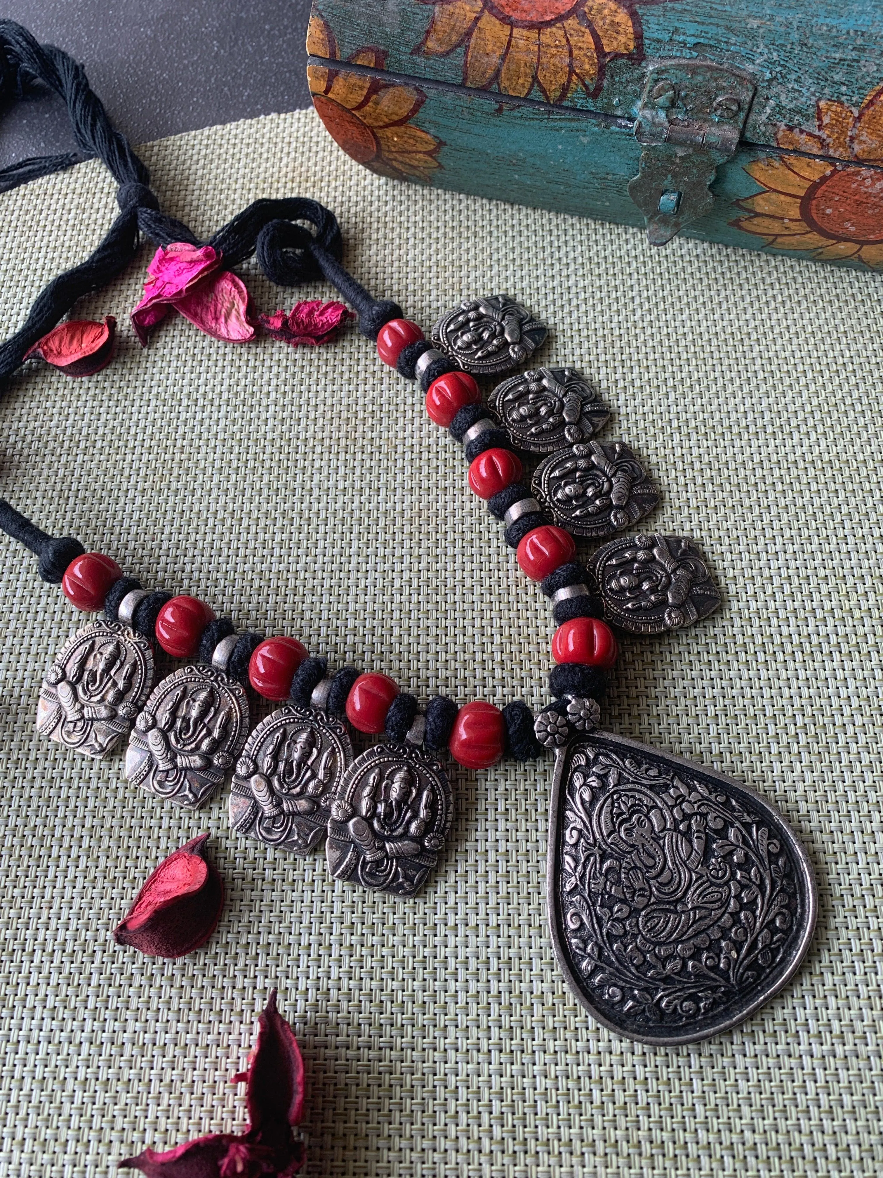Traditional Ganesha Pendant Necklace
