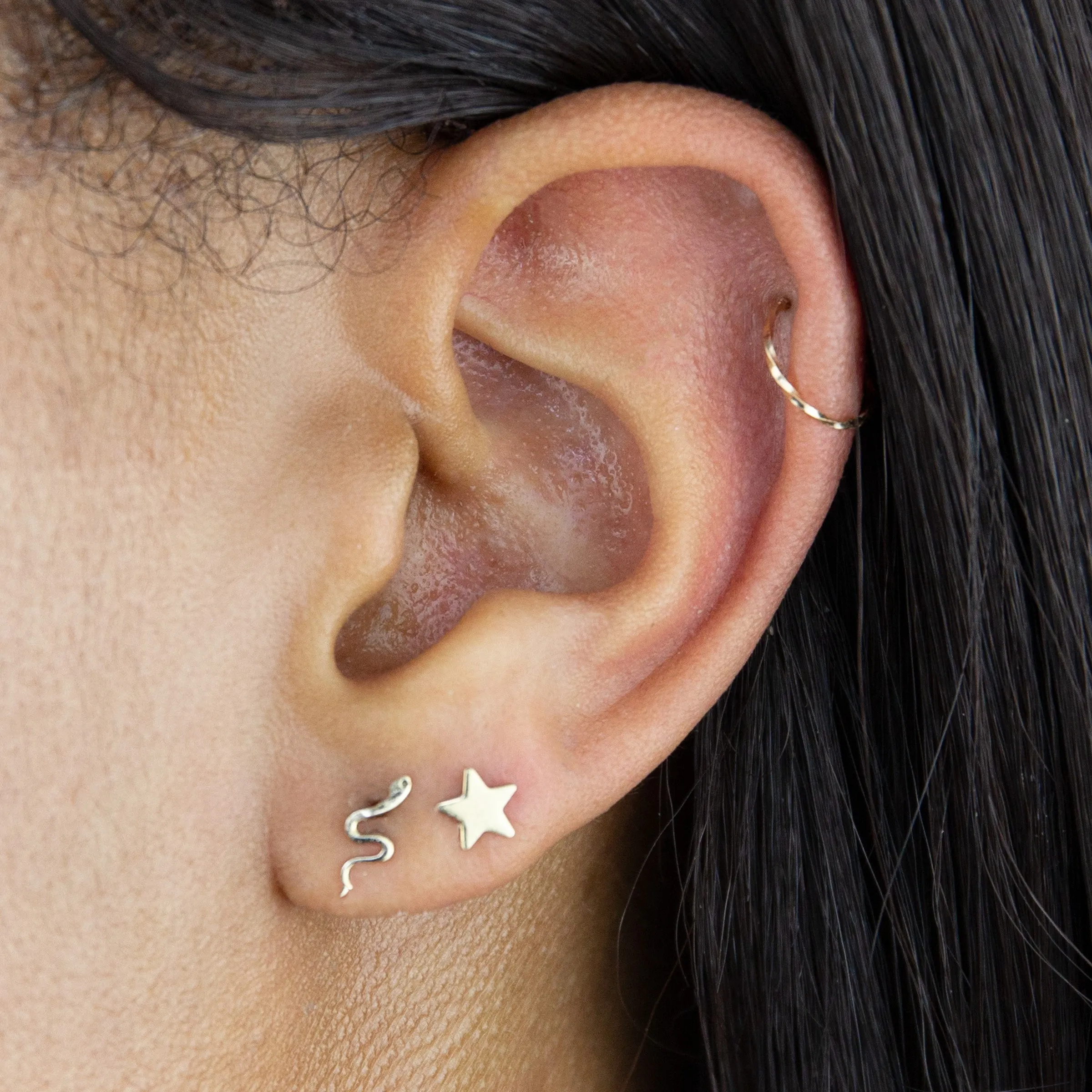 Twisted Cartilage Threader Hoop 14K