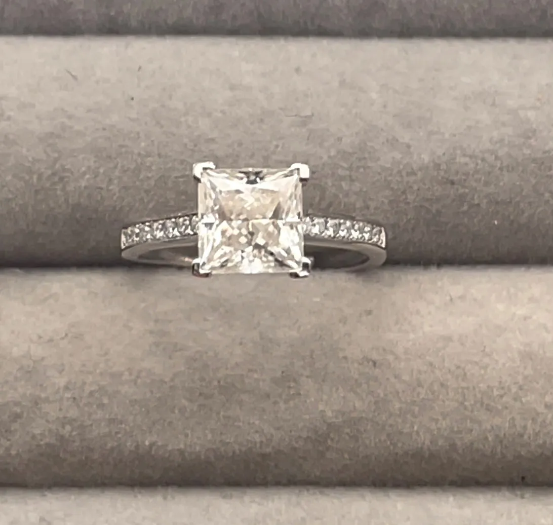 VVS1 2.0 CARAT Moissanite Engagement Ring | Princess Cut Engagement Ring | Womens Wedding Ring | Moissanite Ring |  Womens Diamond Ring