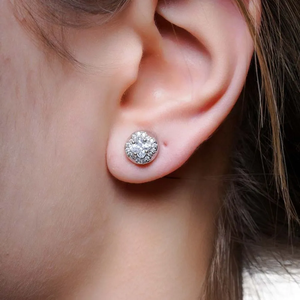 WIC | Clover Magnetic Earrings