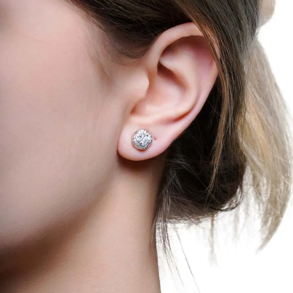 WIC | Clover Magnetic Earrings
